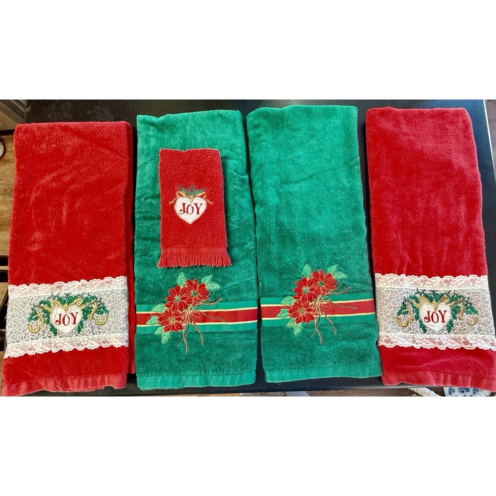 Jillian Rose Bath Towels Christmas Vtg Set Of 4 W/Hand Towel Poinsettia Holly